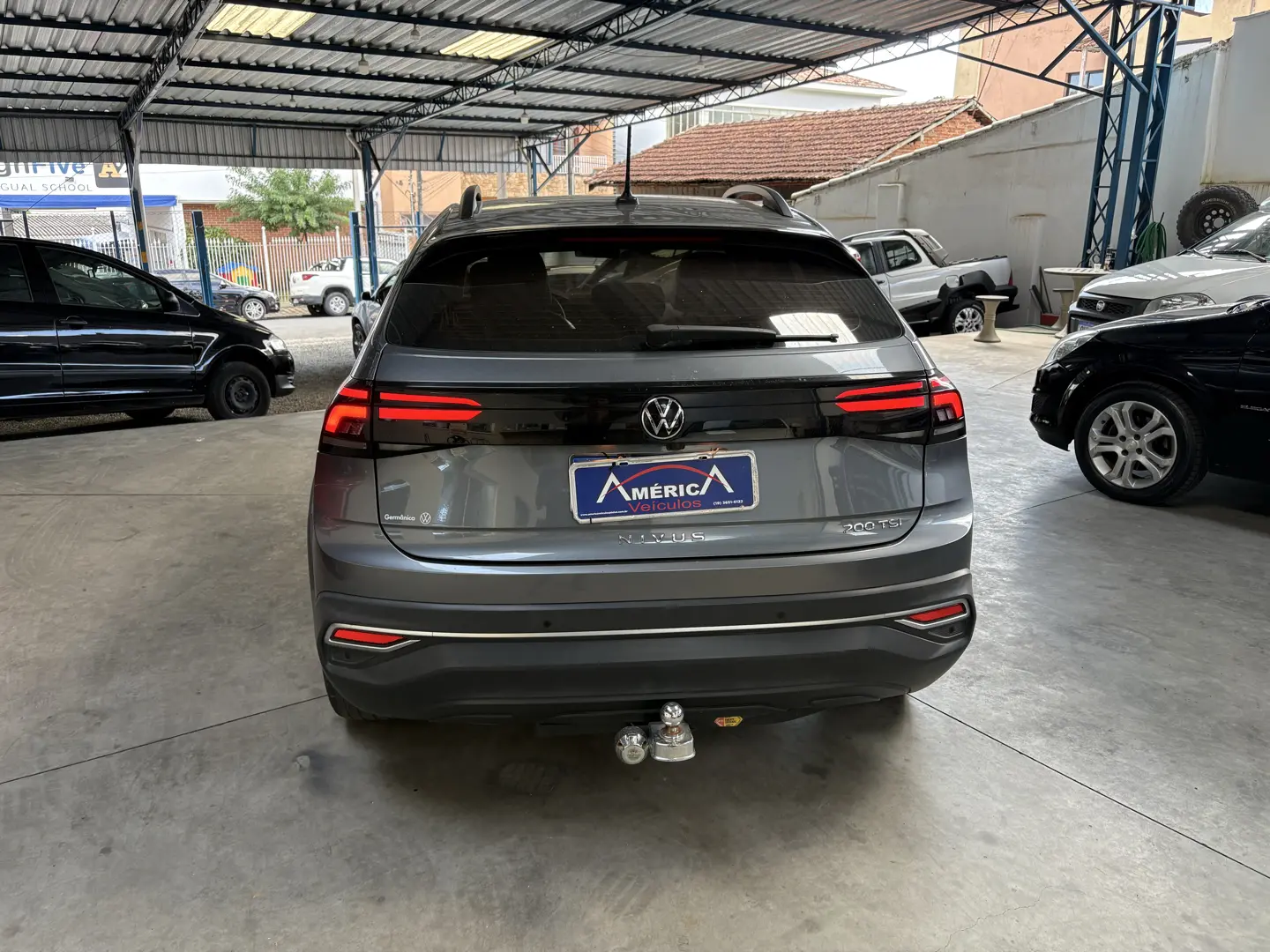 VOLKSWAGEN Nivus - Foto