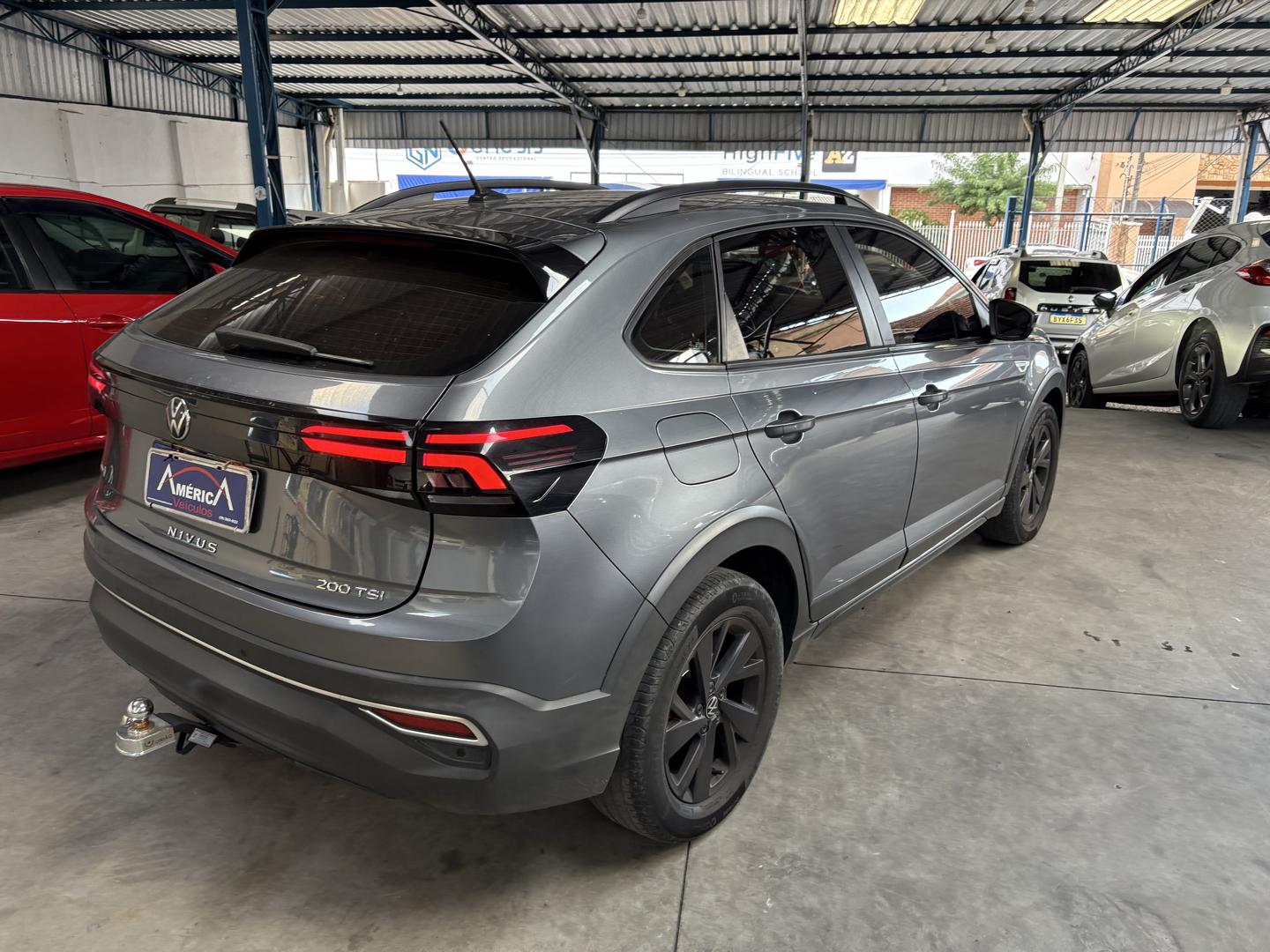 VOLKSWAGEN Nivus - Miniatura