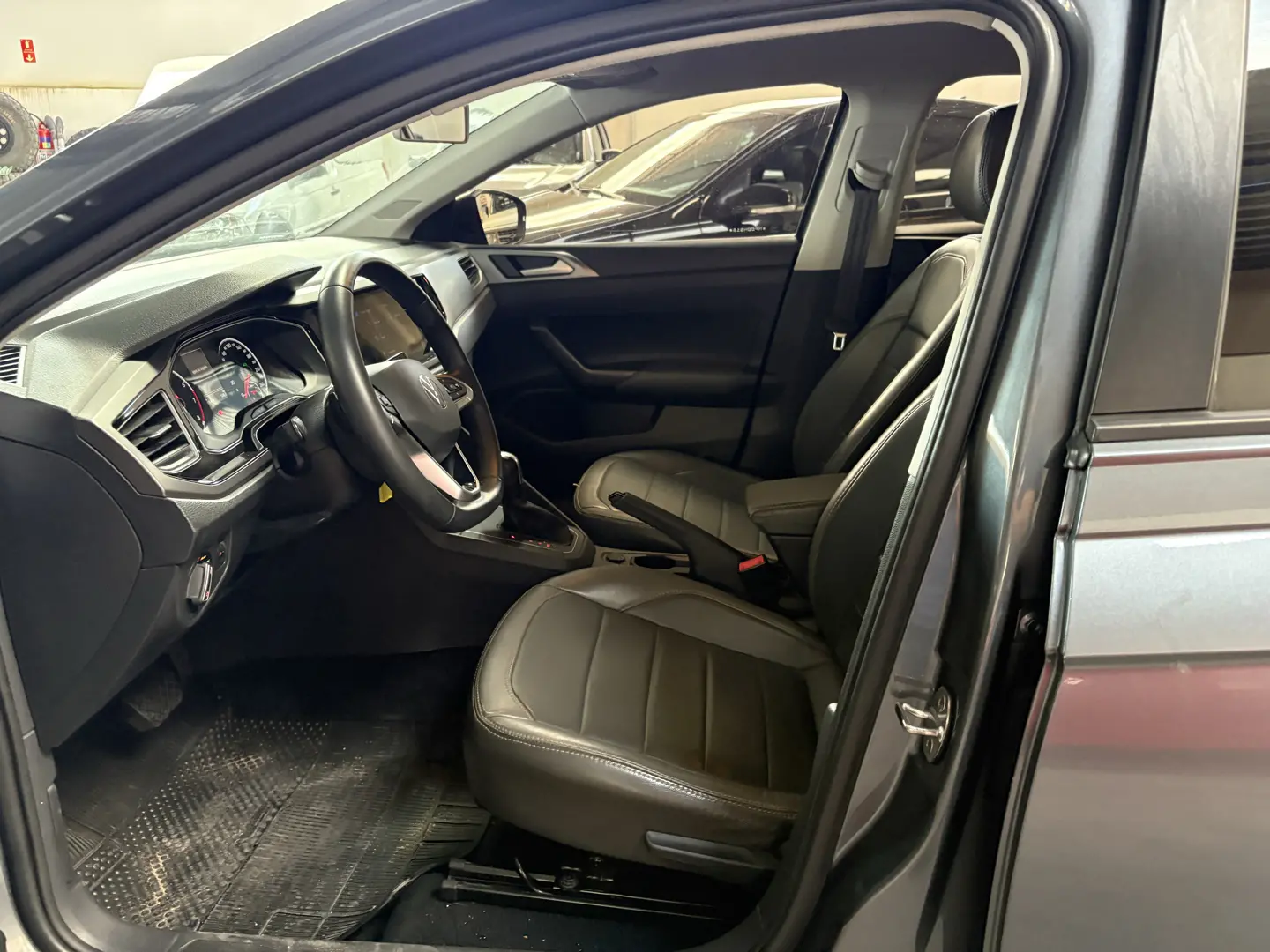 VOLKSWAGEN Nivus - Foto