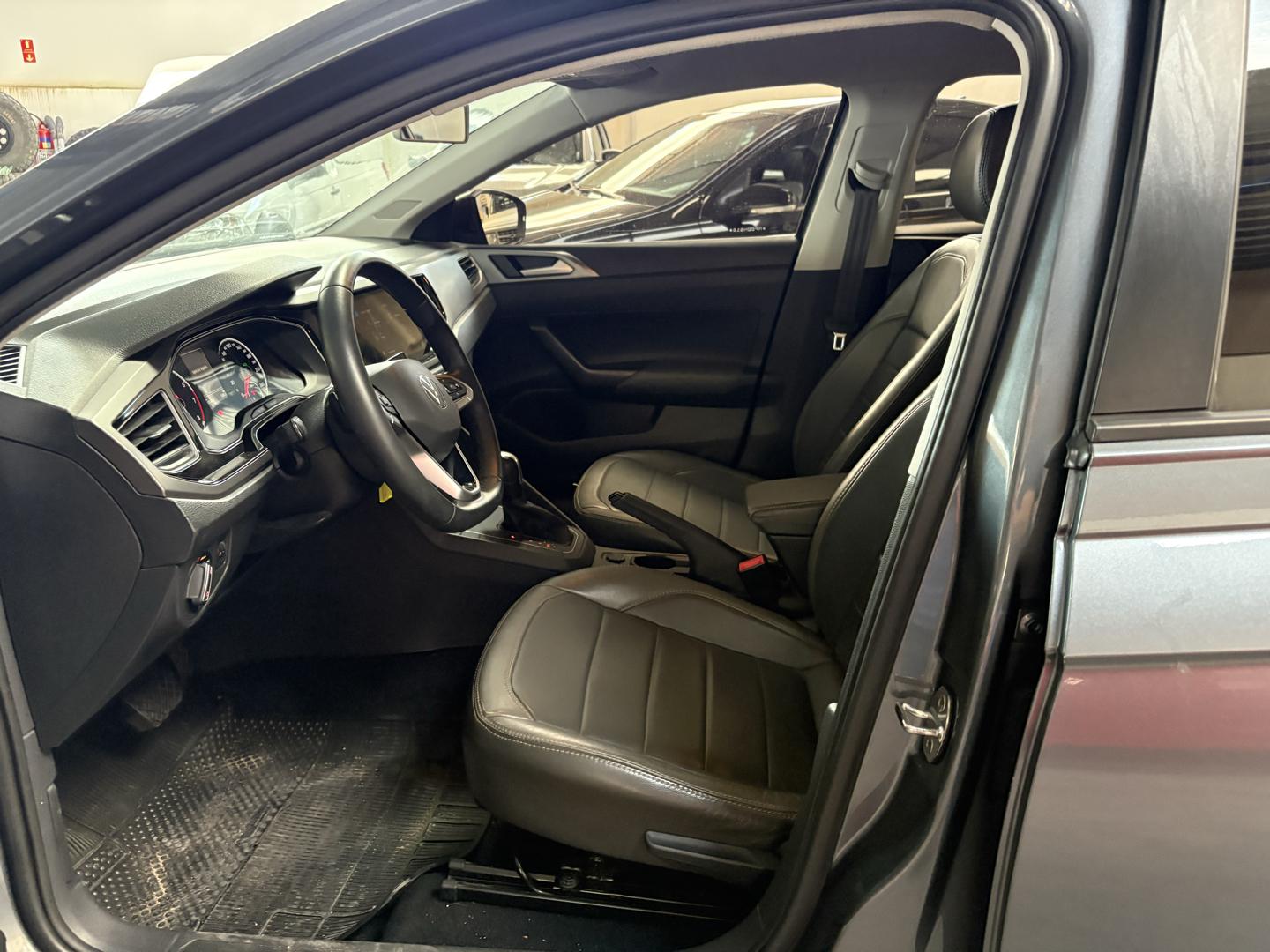 VOLKSWAGEN Nivus - Foto