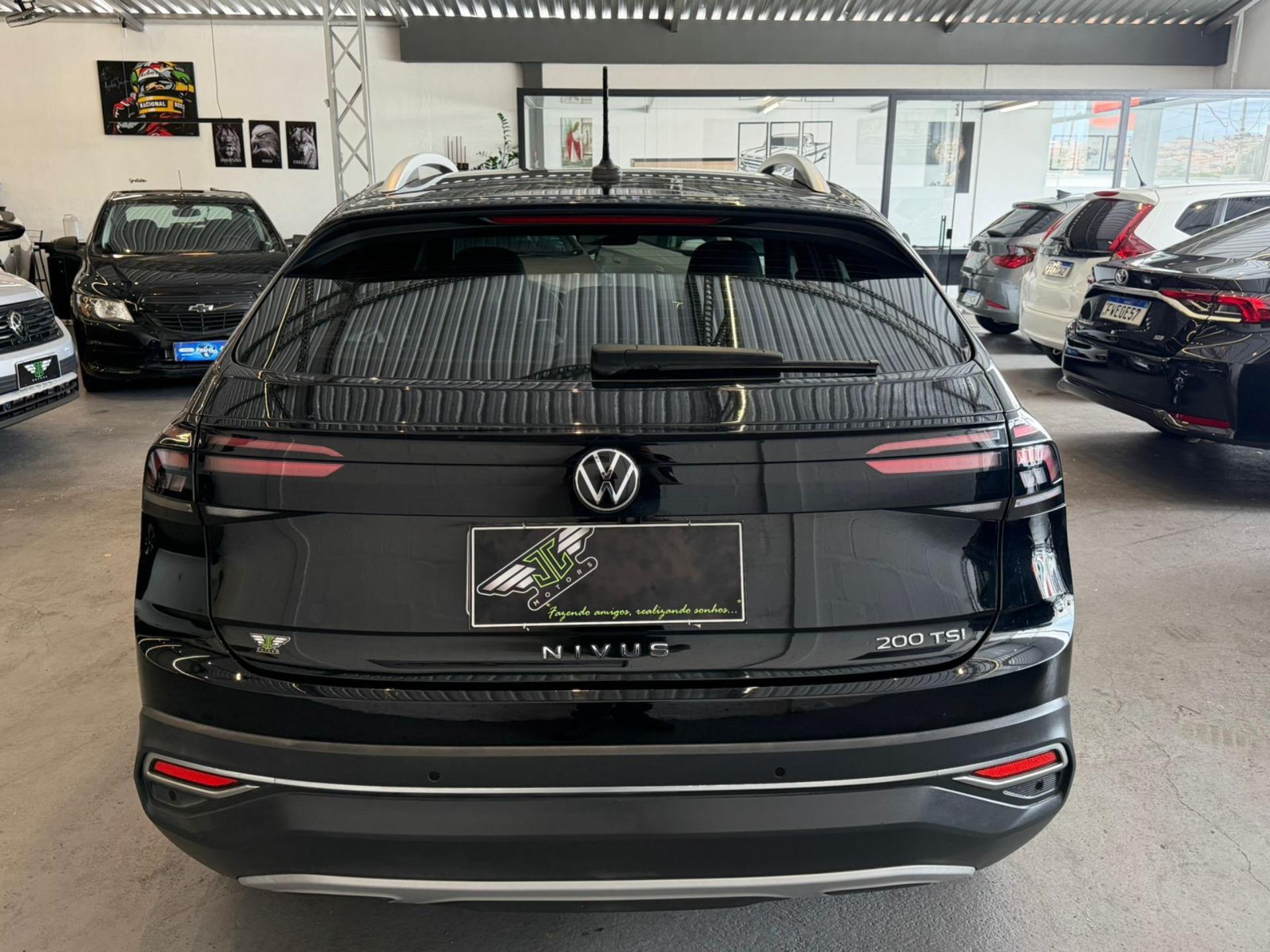 VOLKSWAGEN Nivus - Foto