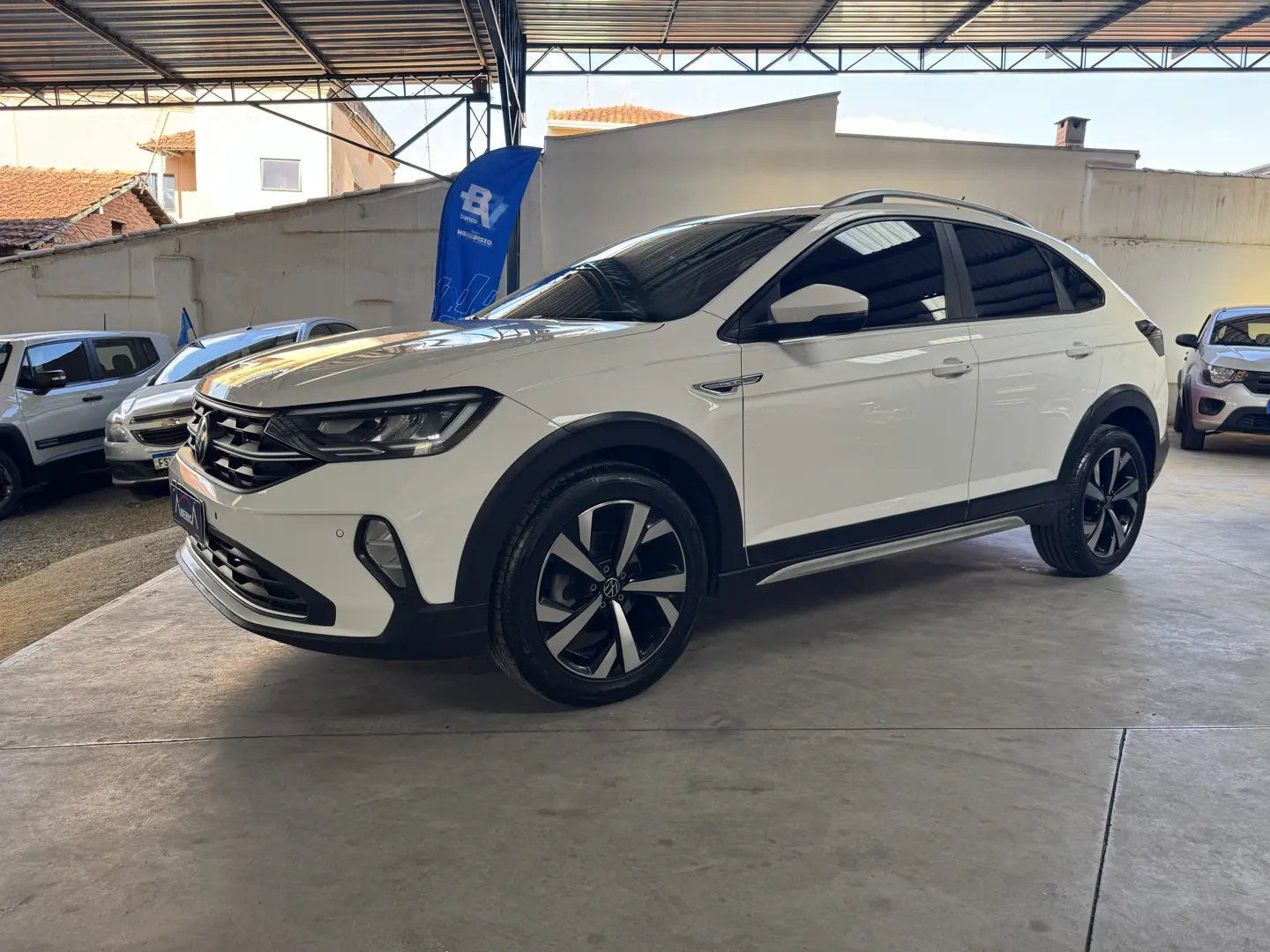 VOLKSWAGEN Nivus - Foto