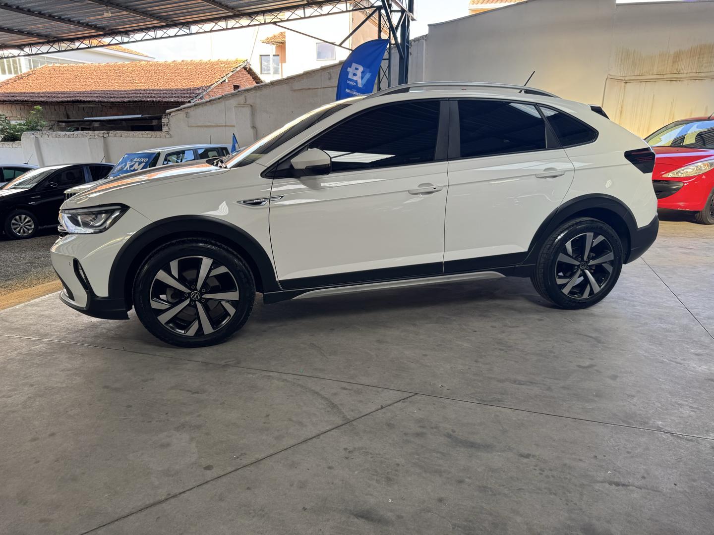 VOLKSWAGEN Nivus - Foto