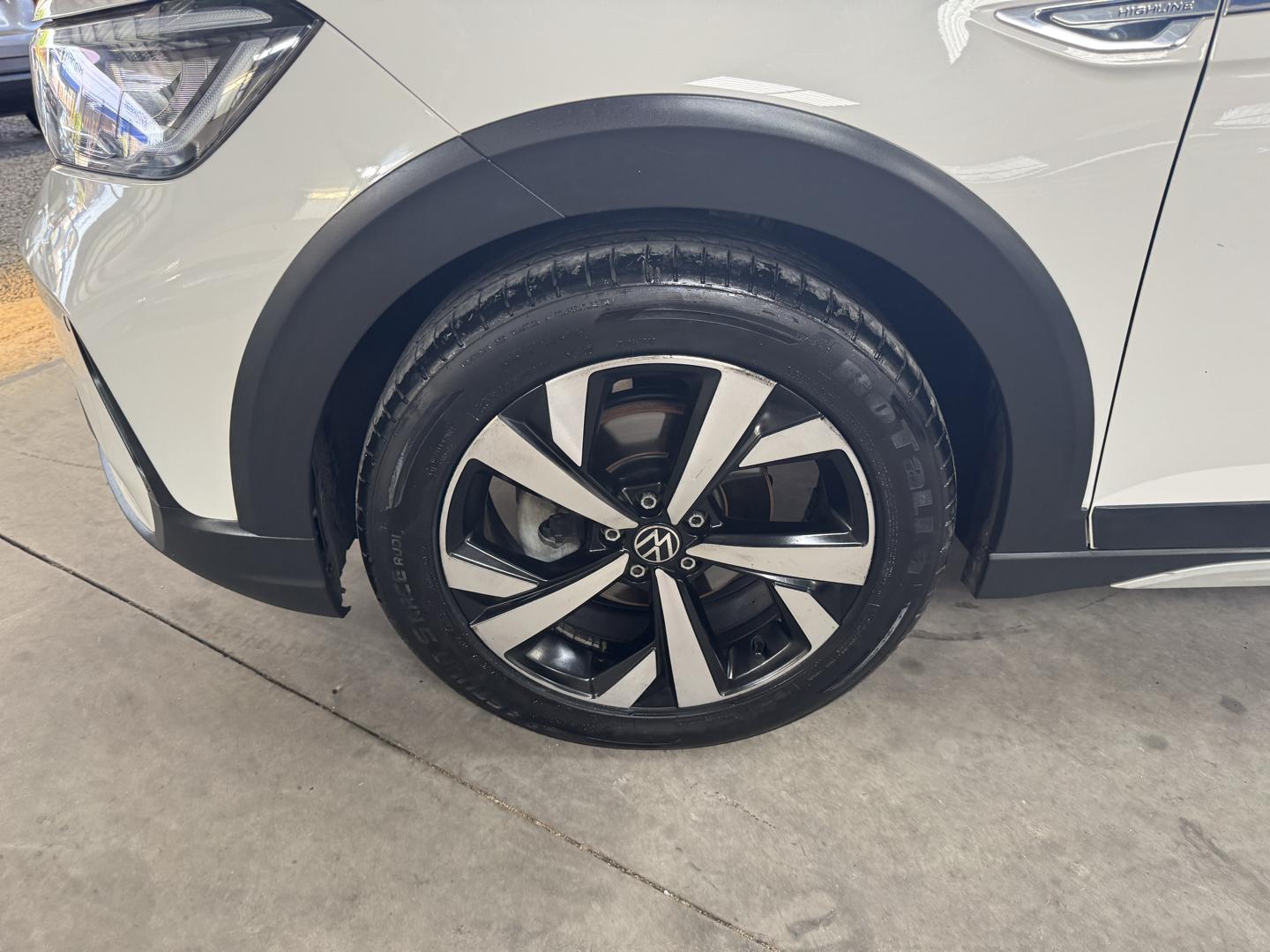 VOLKSWAGEN Nivus - Foto