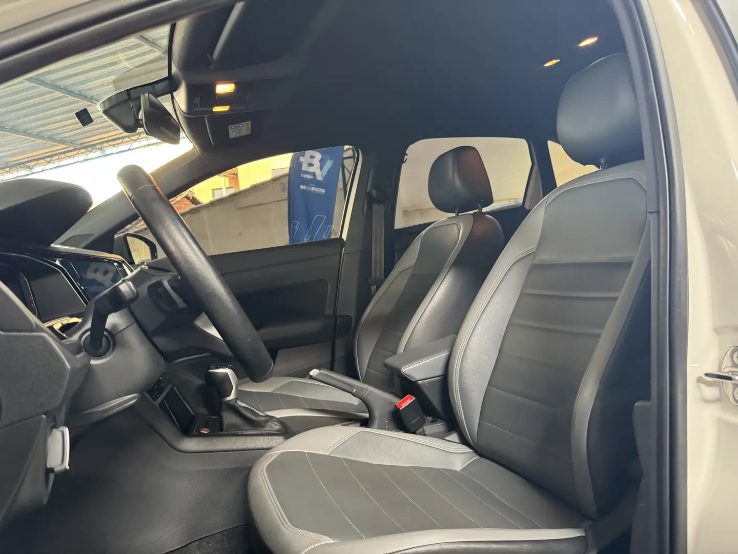 VOLKSWAGEN Nivus - Foto