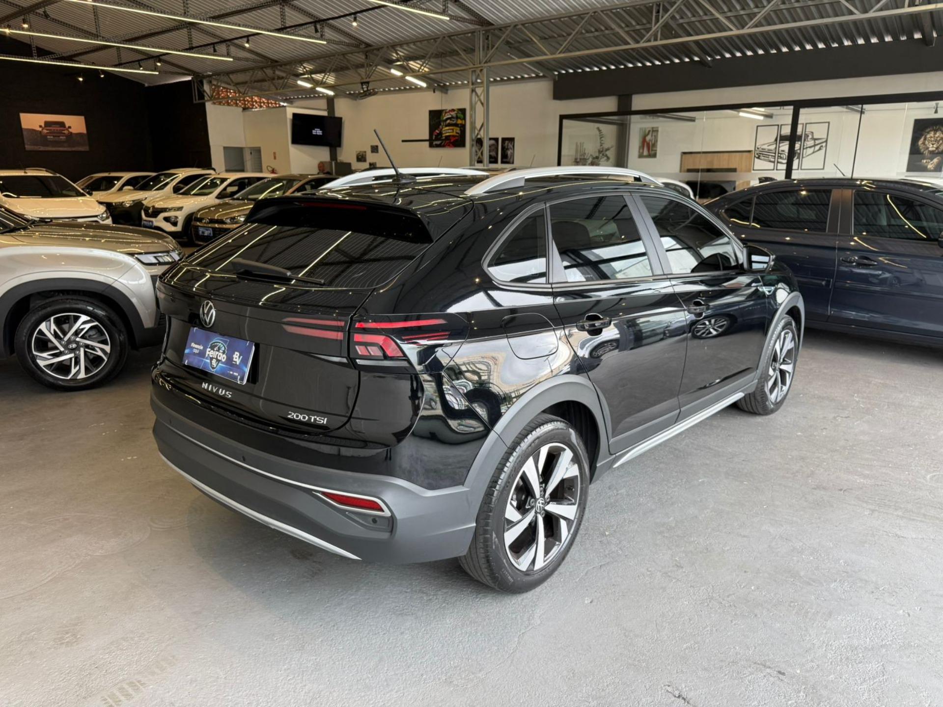 VOLKSWAGEN Nivus - Foto