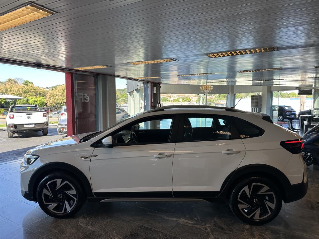 VOLKSWAGEN Nivus - Foto