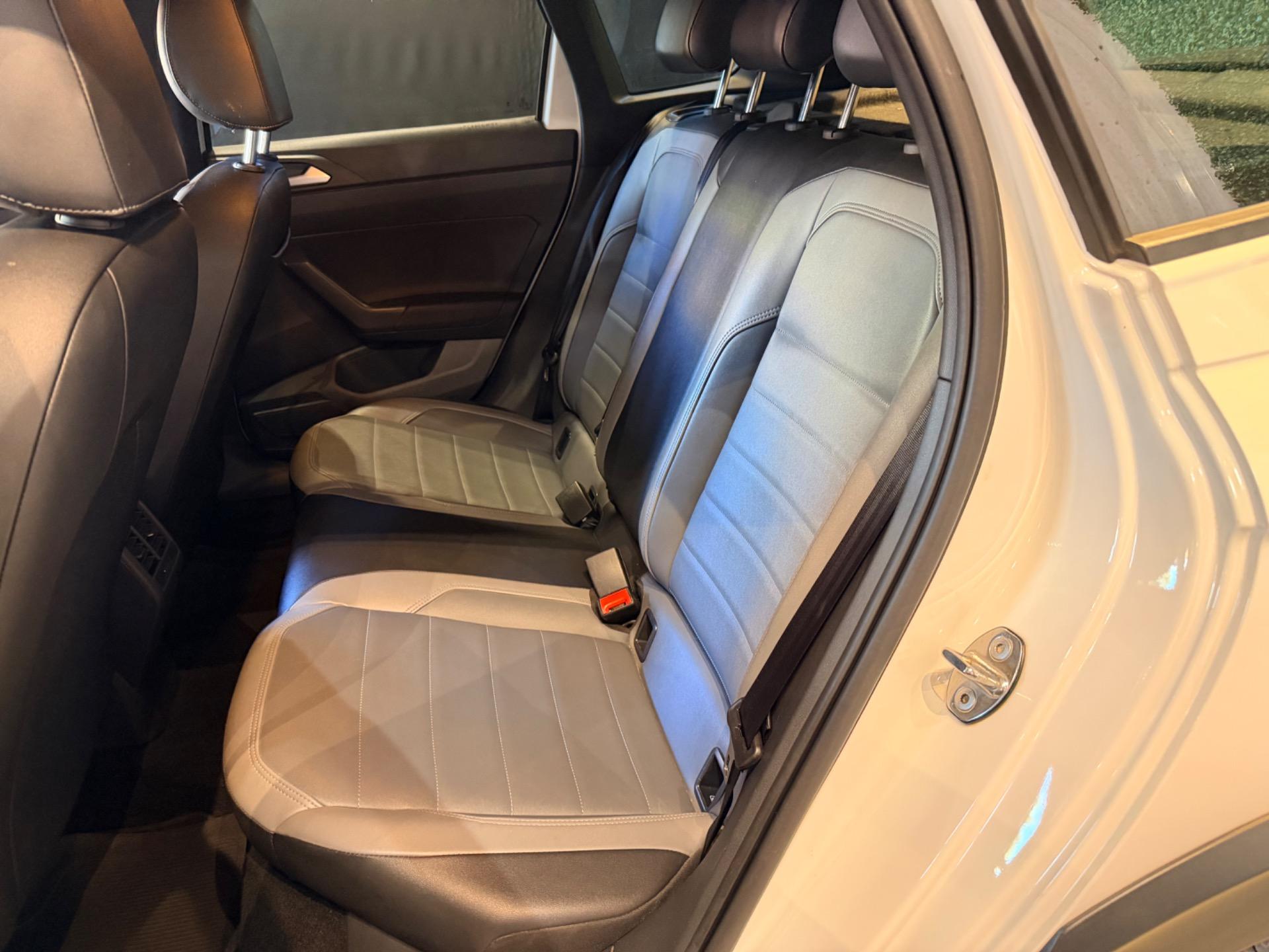 VOLKSWAGEN Nivus - Foto