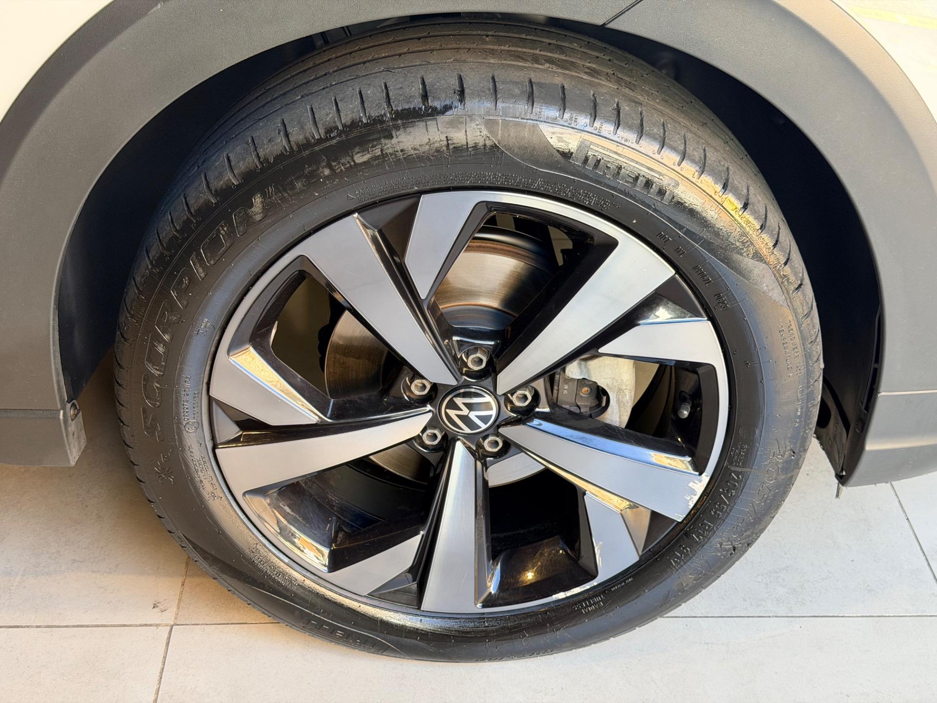 VOLKSWAGEN Nivus - Foto