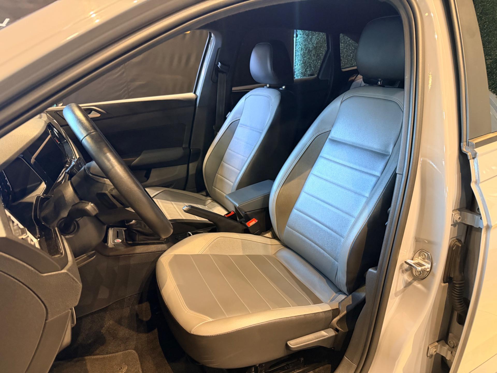 VOLKSWAGEN Nivus - Foto