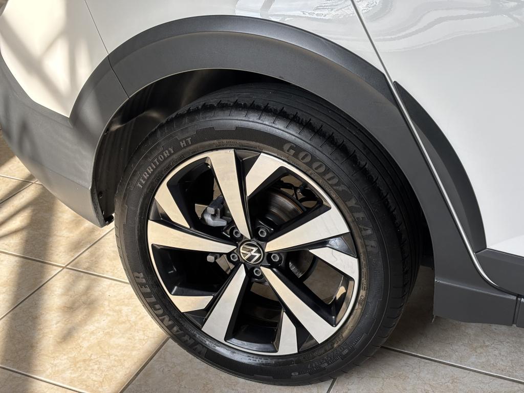 VOLKSWAGEN Nivus - Foto
