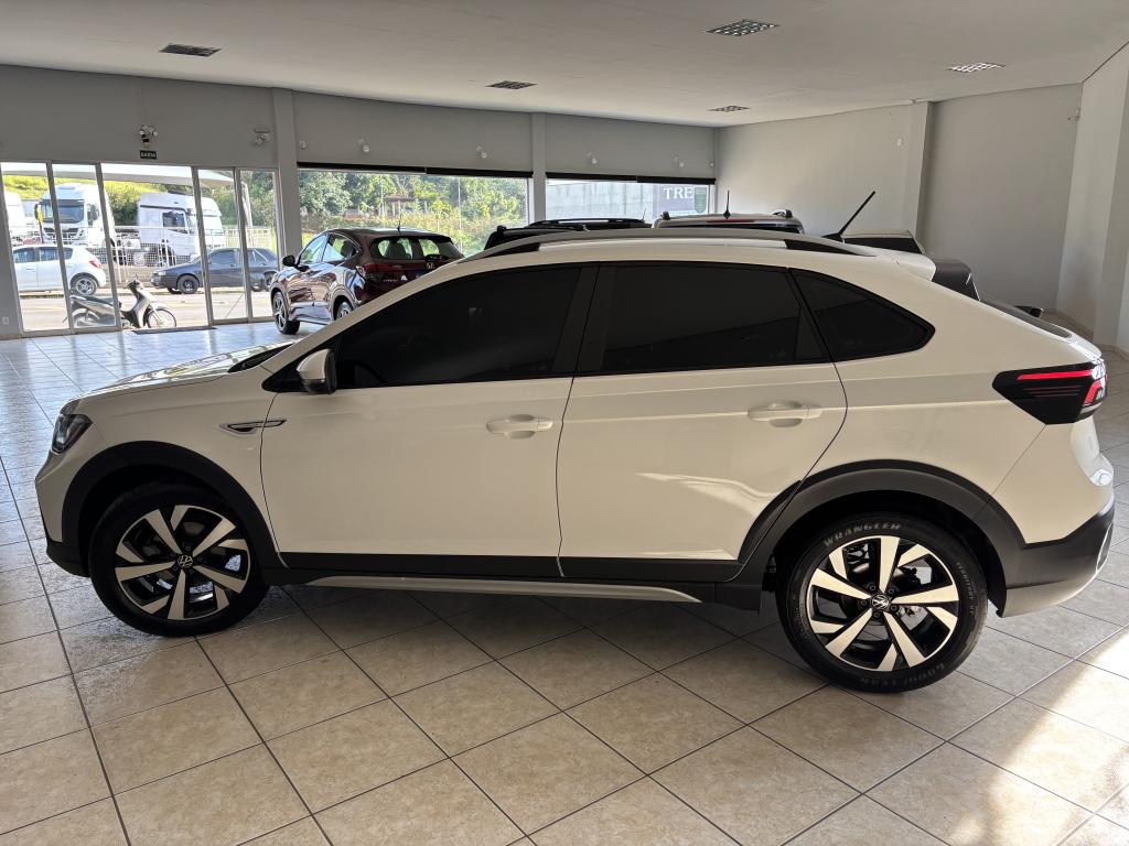 VOLKSWAGEN Nivus - Foto