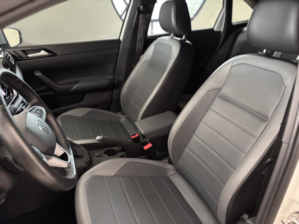 VOLKSWAGEN Nivus - Foto