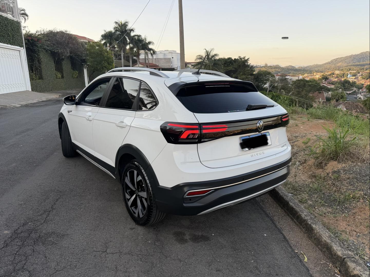VOLKSWAGEN Nivus - Foto