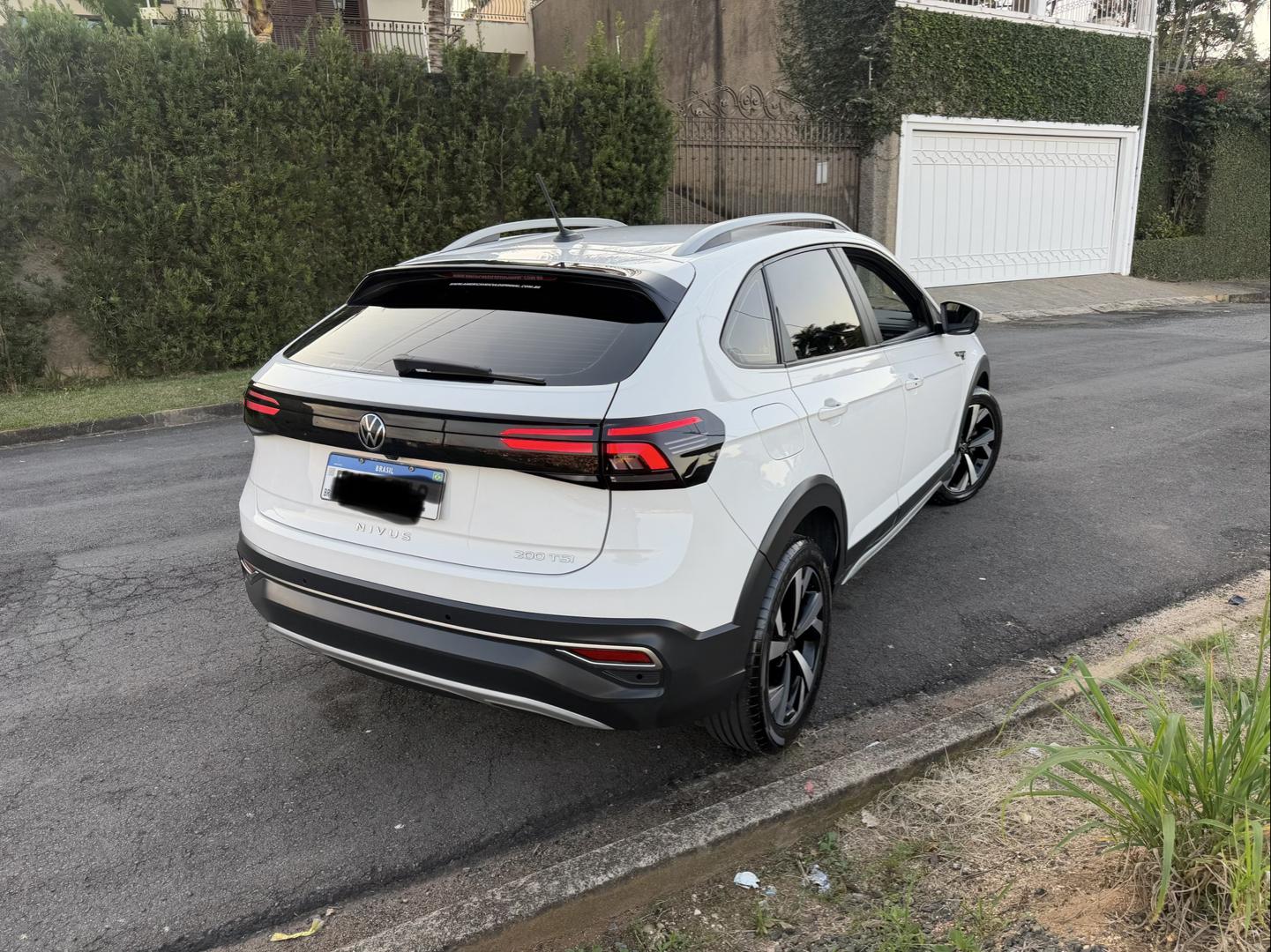 VOLKSWAGEN Nivus - Foto