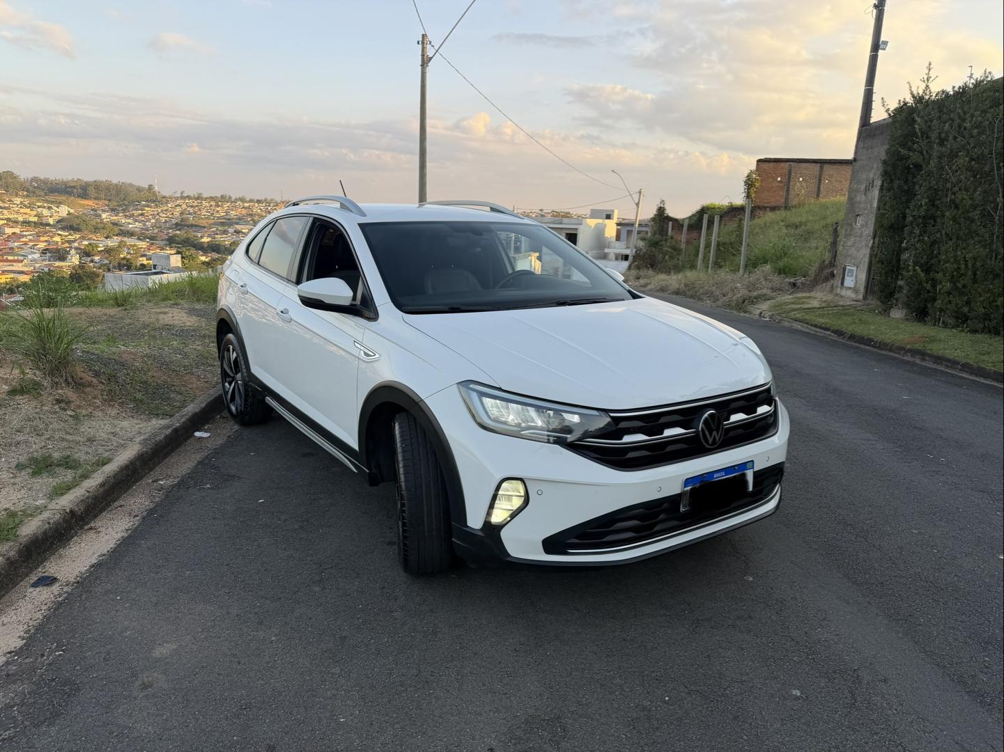 VOLKSWAGEN Nivus - Foto