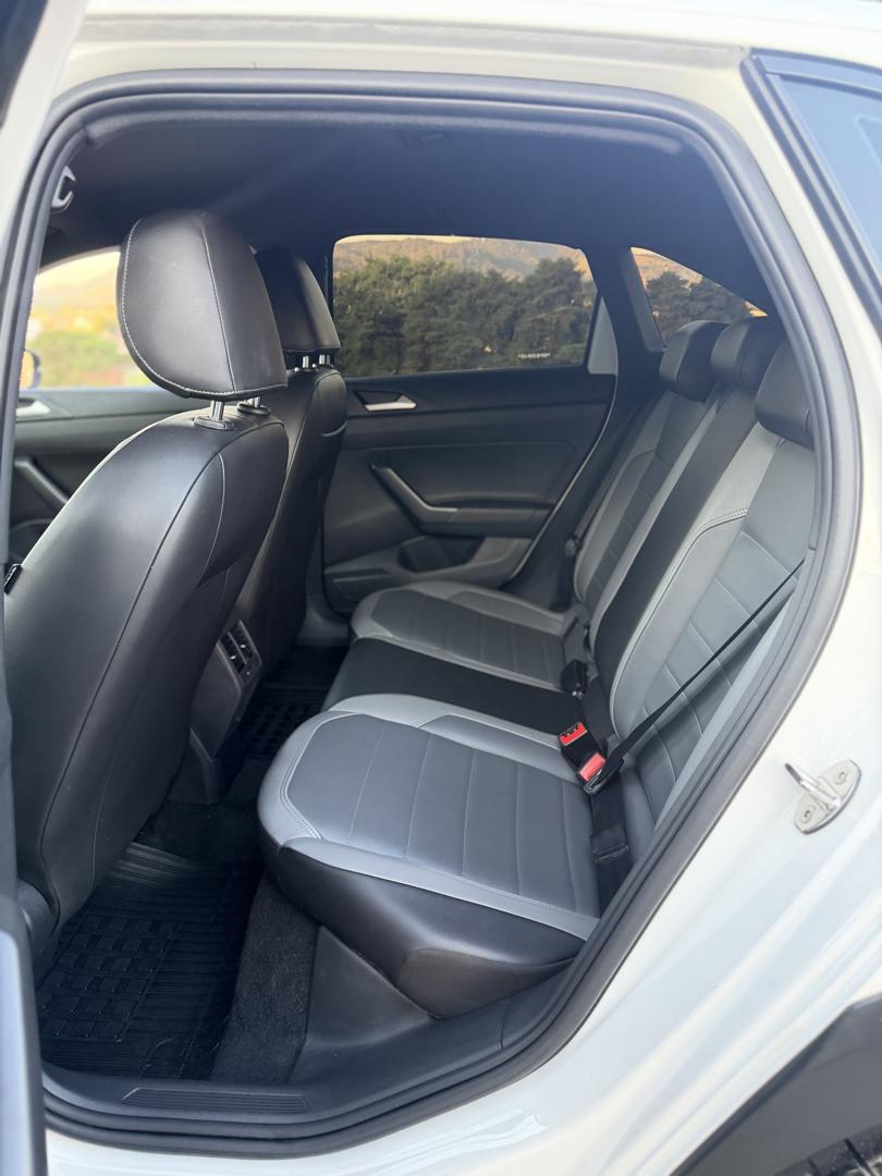 VOLKSWAGEN Nivus - Foto