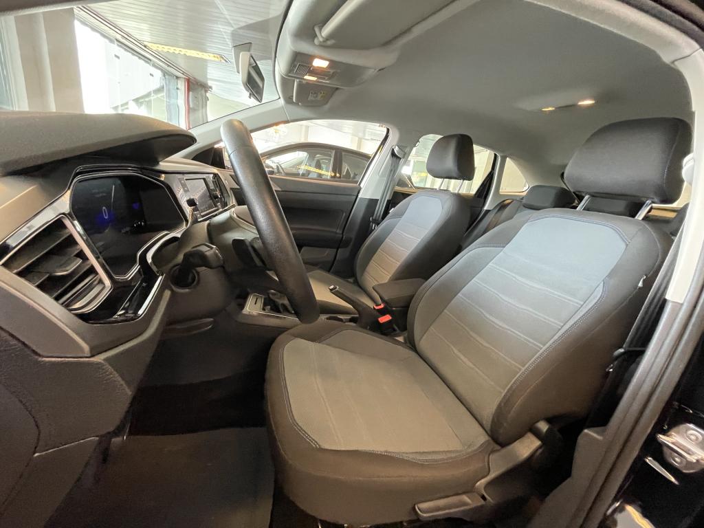 VOLKSWAGEN Nivus - Foto