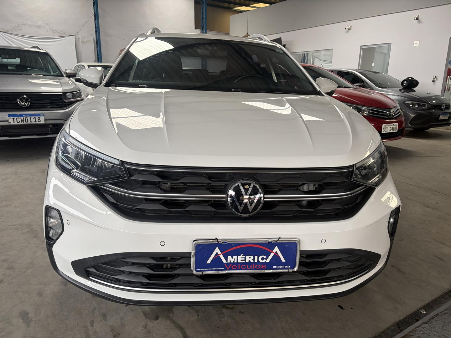 VOLKSWAGEN Nivus - Foto