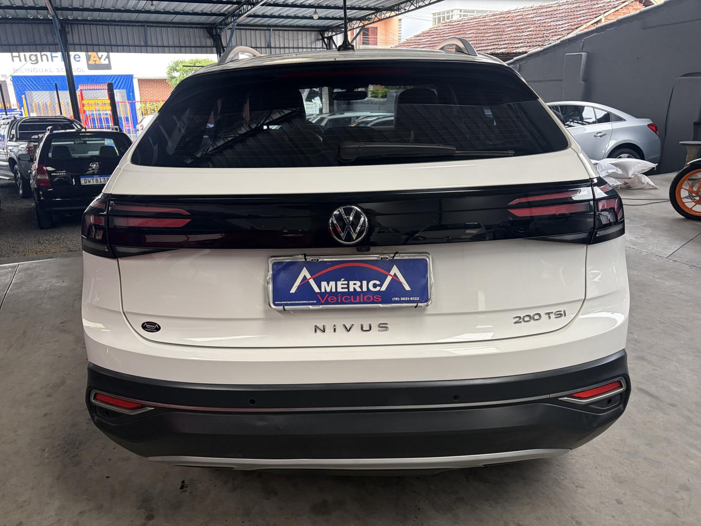 VOLKSWAGEN Nivus - Foto