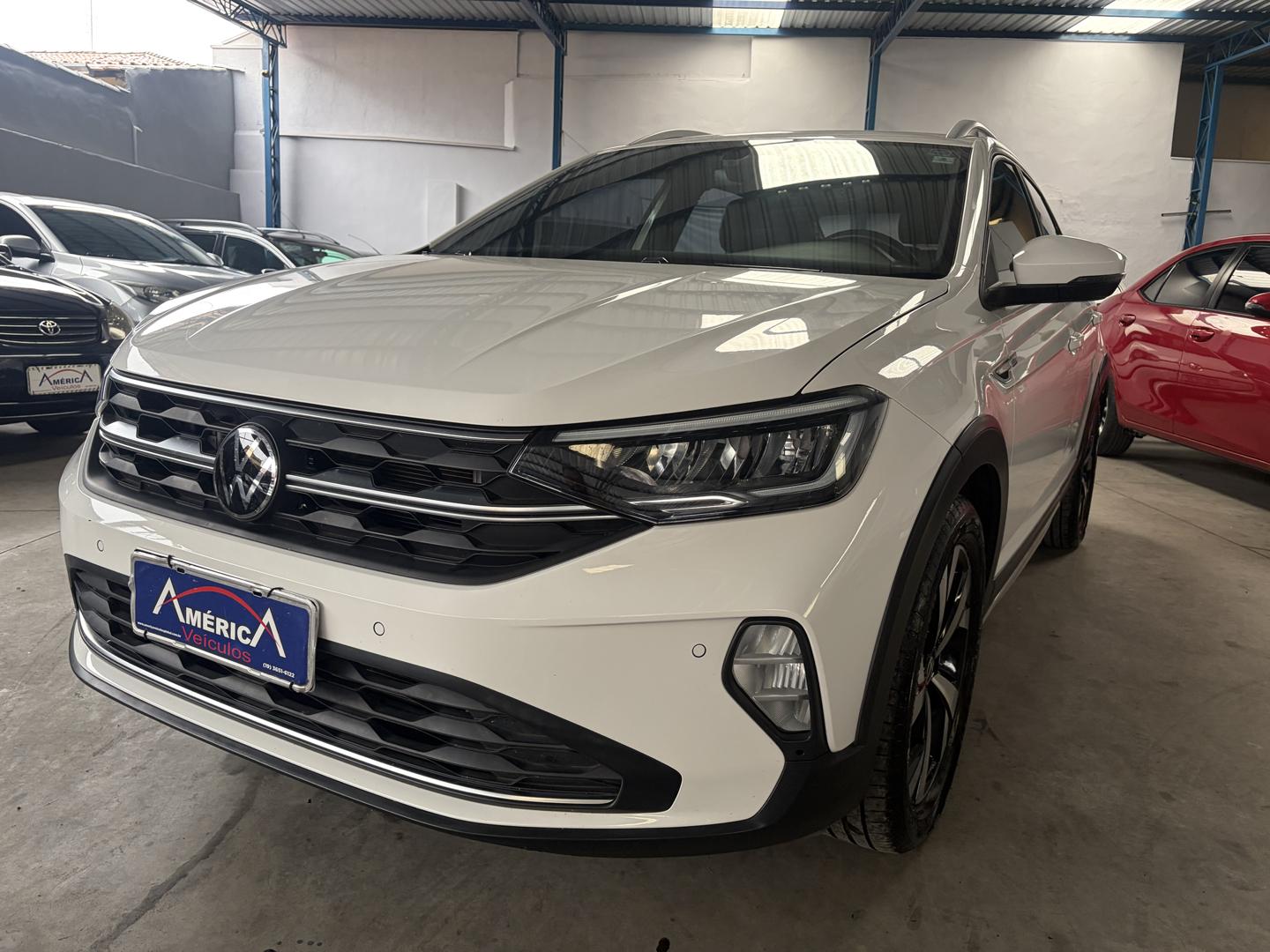 VOLKSWAGEN Nivus - Foto