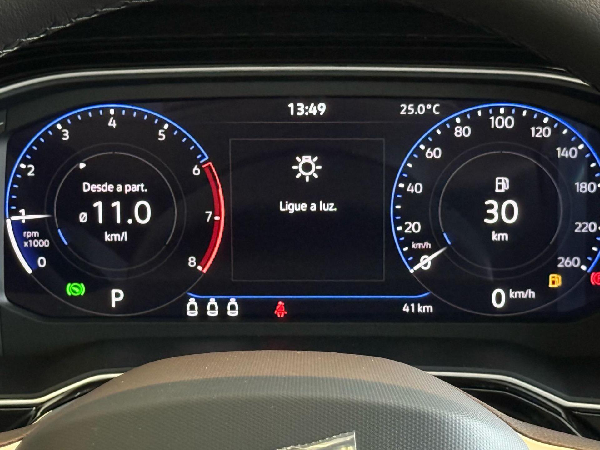 VOLKSWAGEN Polo Hatch - Foto