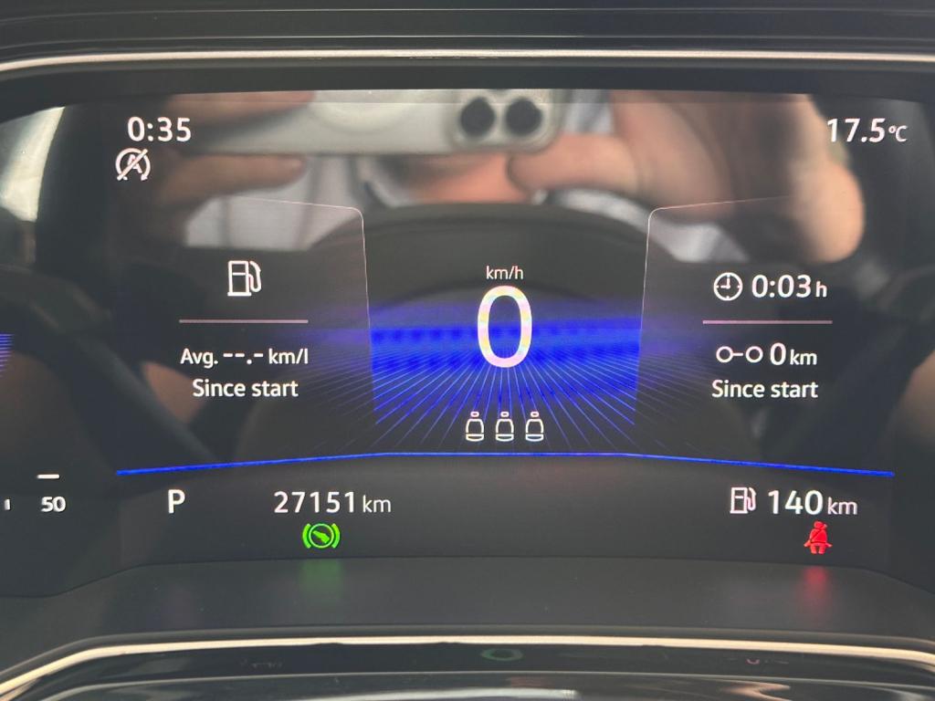 VOLKSWAGEN Polo Hatch - Foto