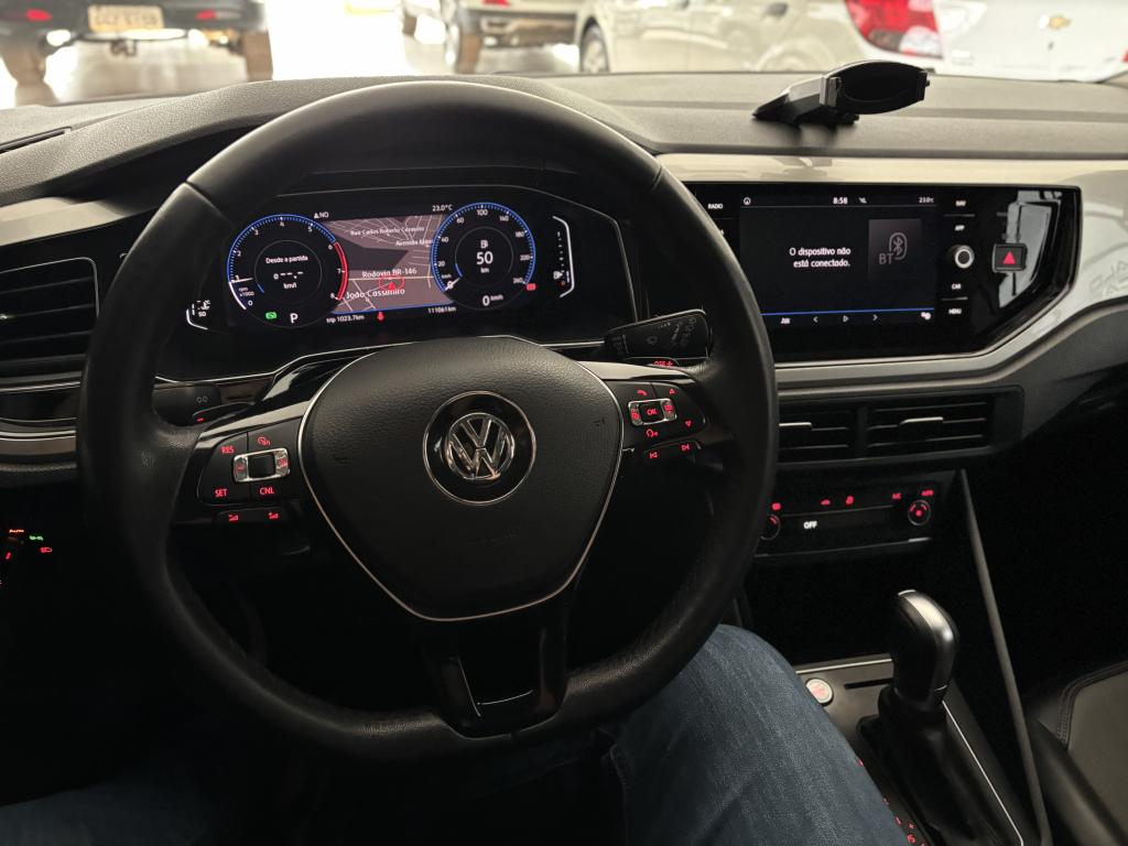 VOLKSWAGEN Polo Hatch - Foto