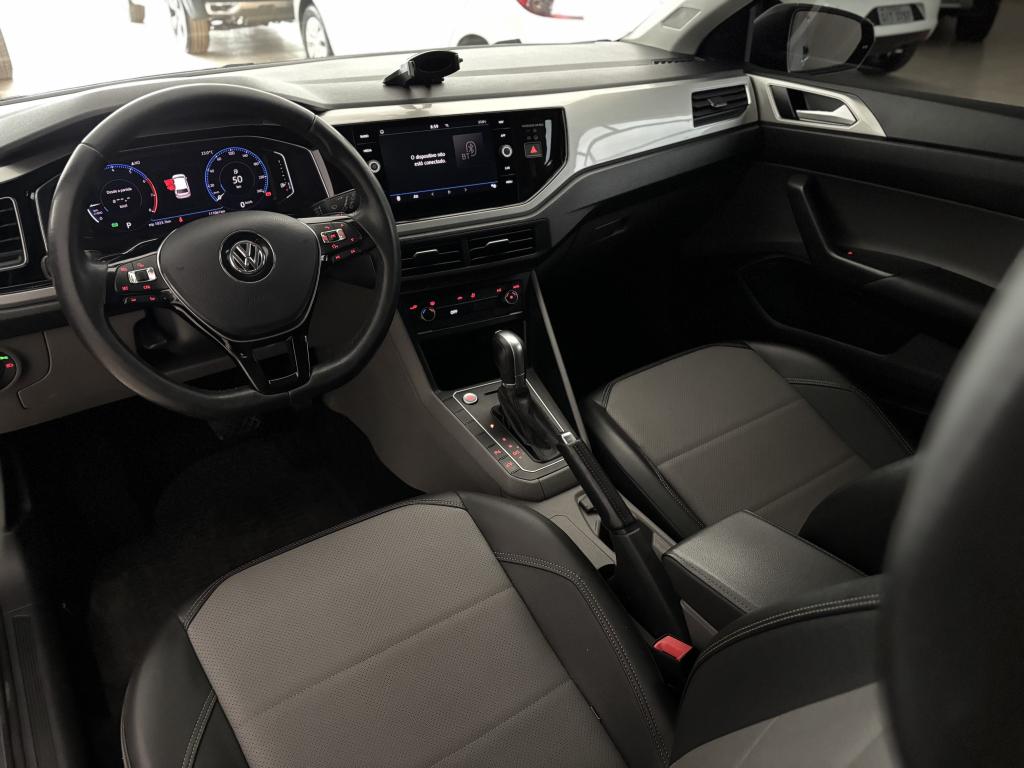 VOLKSWAGEN Polo Hatch - Foto