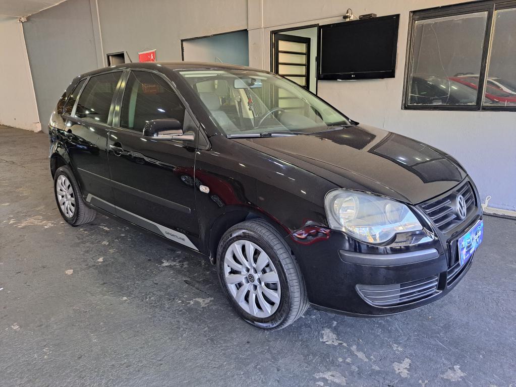 VOLKSWAGEN Polo Hatch - Foto