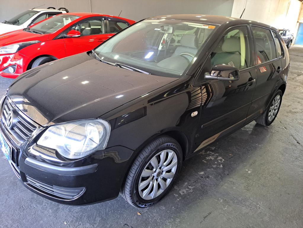 VOLKSWAGEN Polo Hatch - Foto