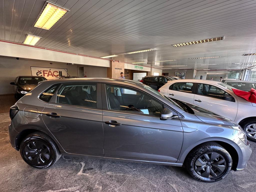 VOLKSWAGEN Polo Hatch - Foto