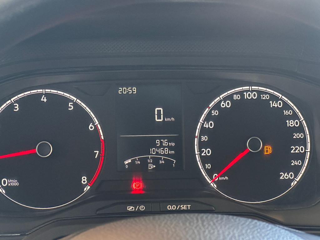 VOLKSWAGEN Polo Hatch - Foto