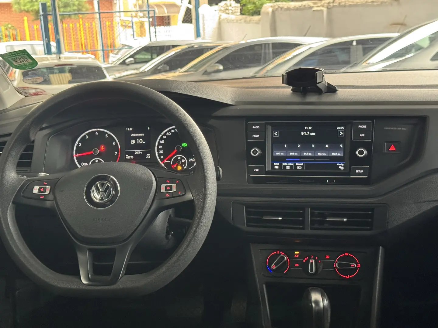 VOLKSWAGEN Polo Hatch - Foto