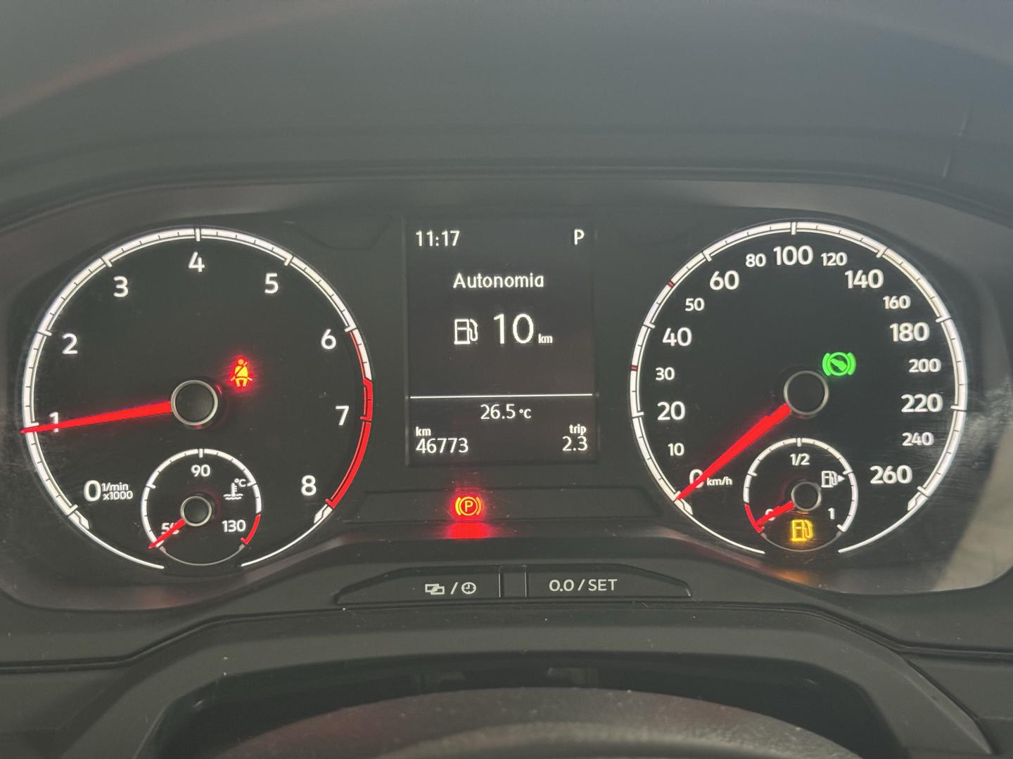 VOLKSWAGEN Polo Hatch - Foto