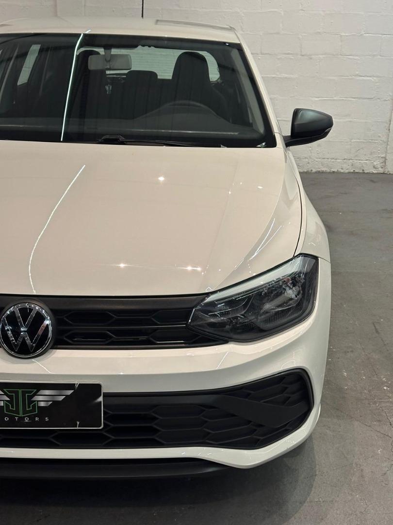 VOLKSWAGEN Polo Hatch - Foto