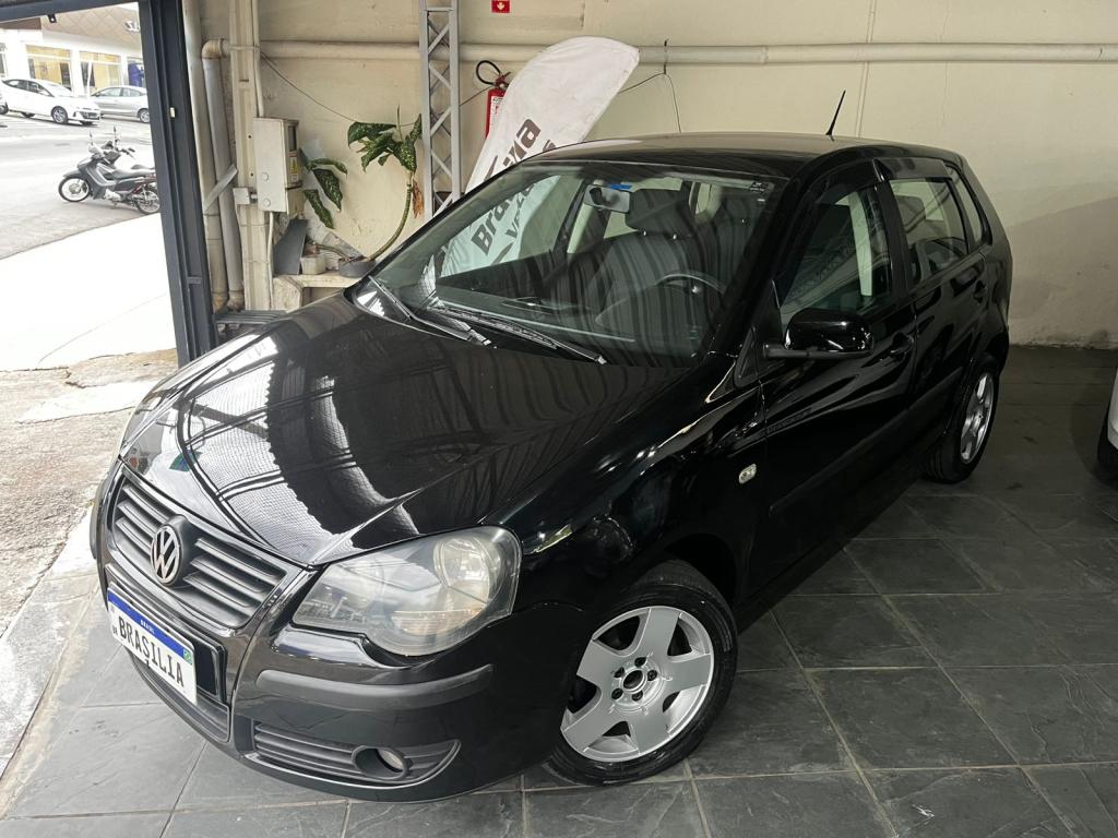 VOLKSWAGEN Polo Hatch - Foto