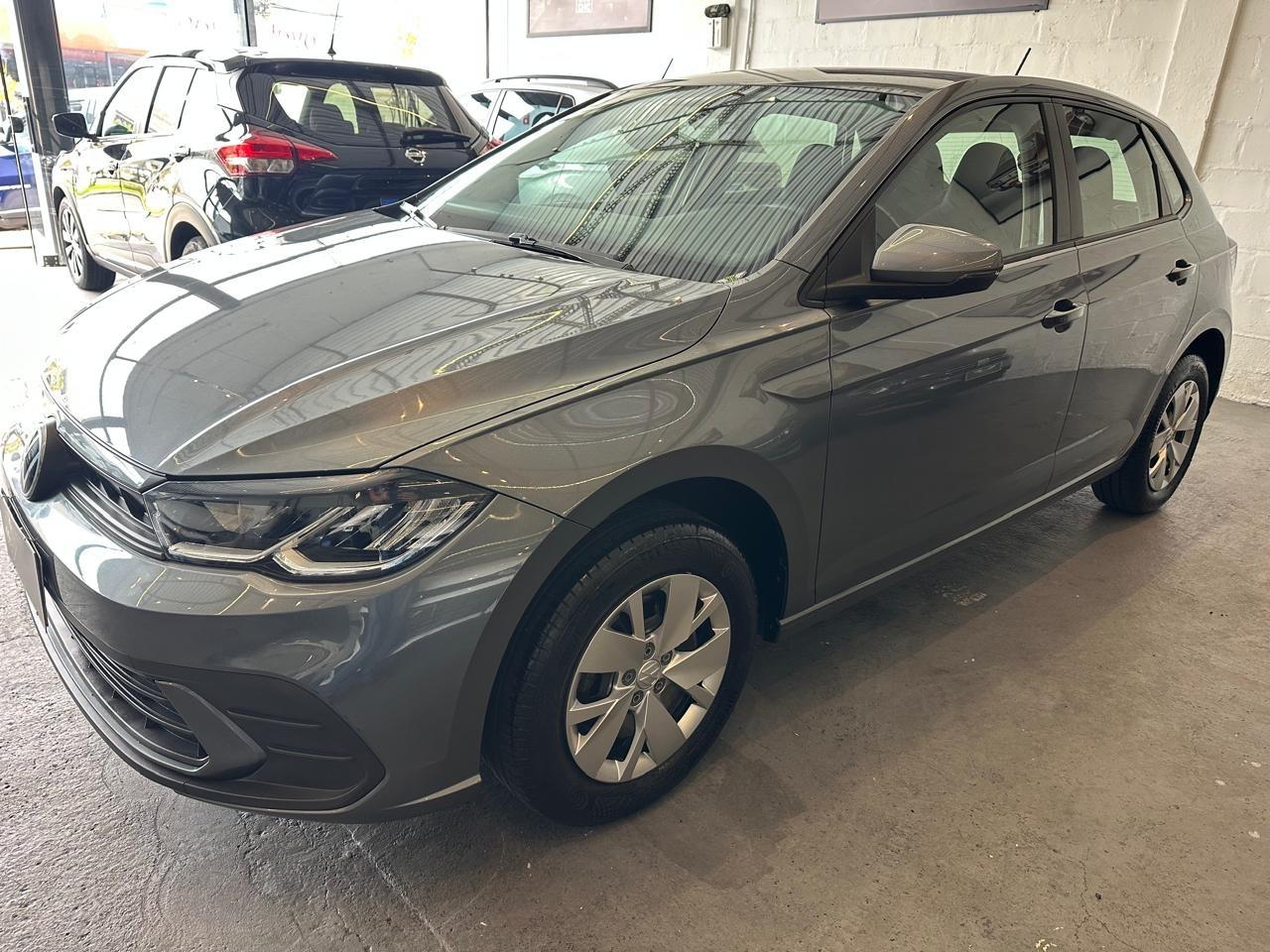 VOLKSWAGEN Polo Hatch - Foto