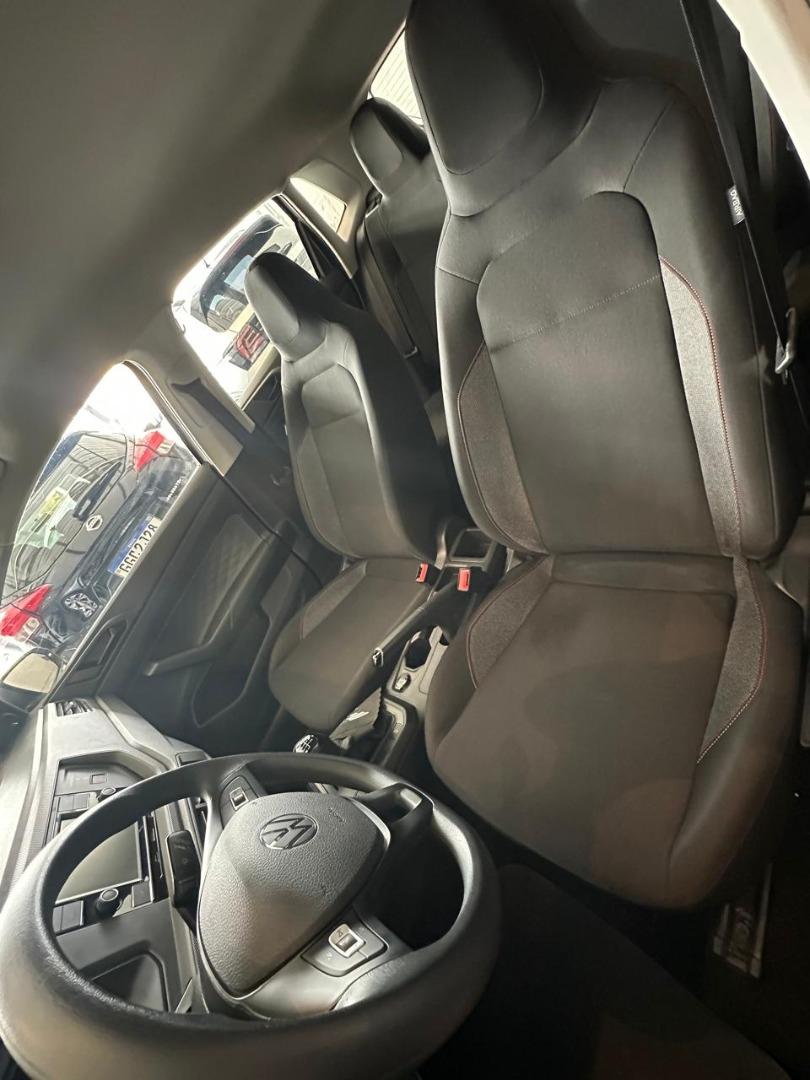 VOLKSWAGEN Polo Hatch - Foto