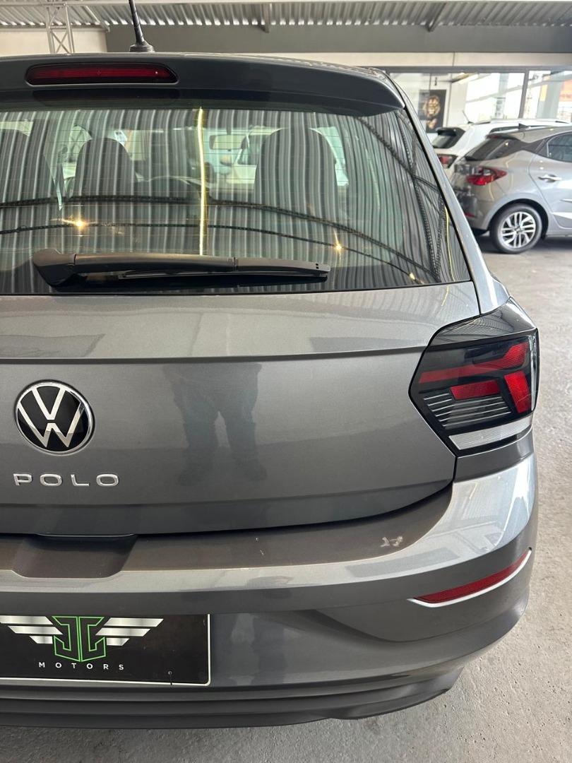 VOLKSWAGEN Polo Hatch - Foto