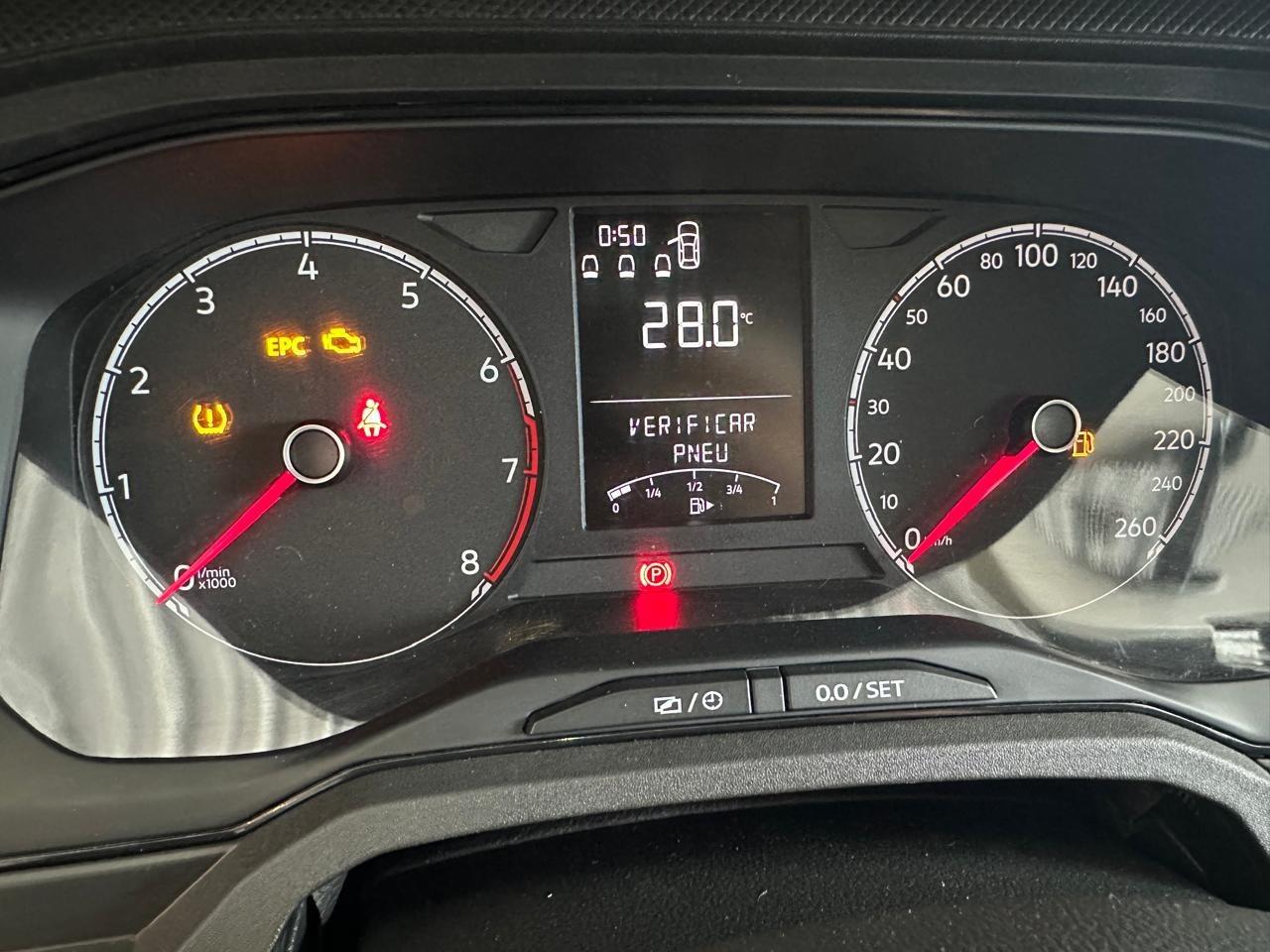 VOLKSWAGEN Polo Hatch - Foto