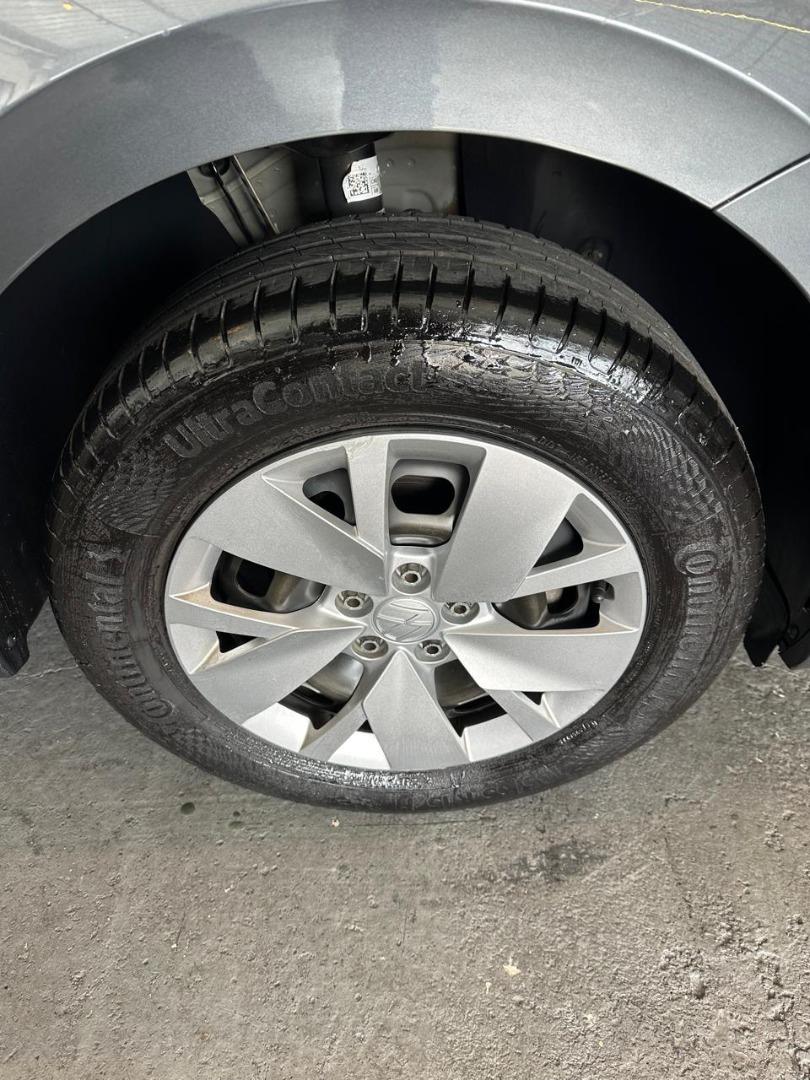 VOLKSWAGEN Polo Hatch - Foto