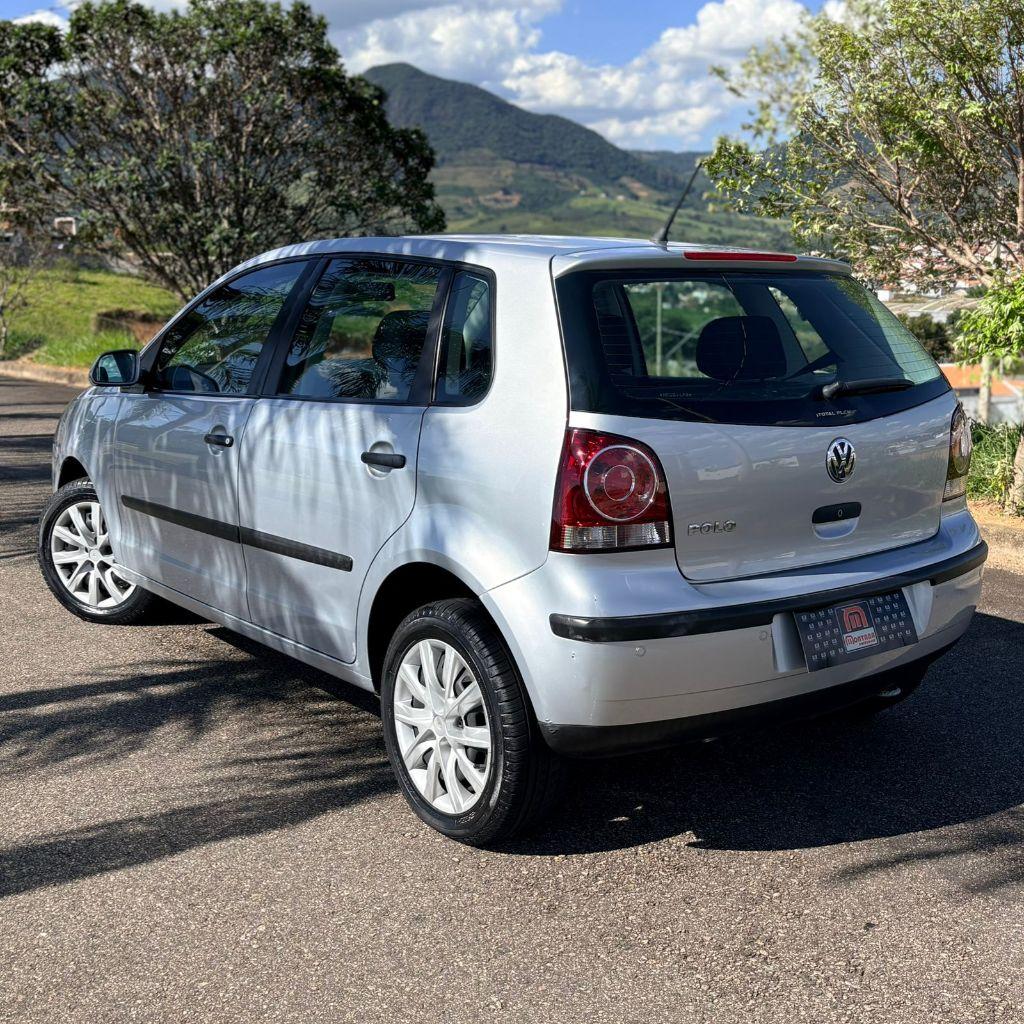 VOLKSWAGEN Polo Hatch - Foto