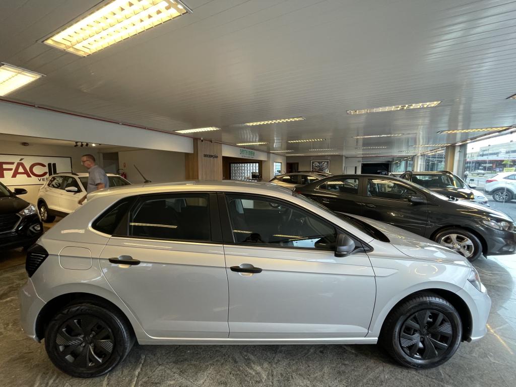VOLKSWAGEN Polo Hatch - Foto