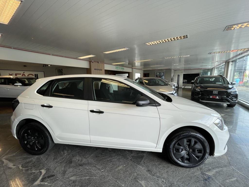 VOLKSWAGEN Polo Hatch - Foto