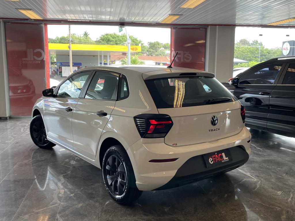 VOLKSWAGEN Polo Hatch - Foto