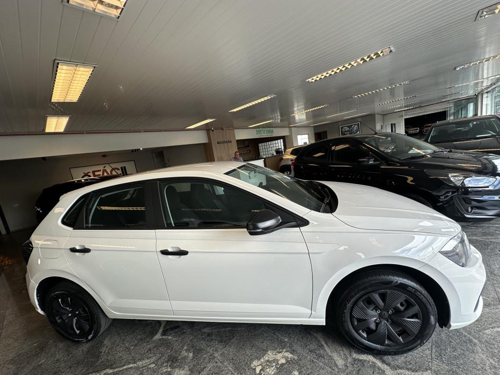 VOLKSWAGEN Polo Hatch - Foto