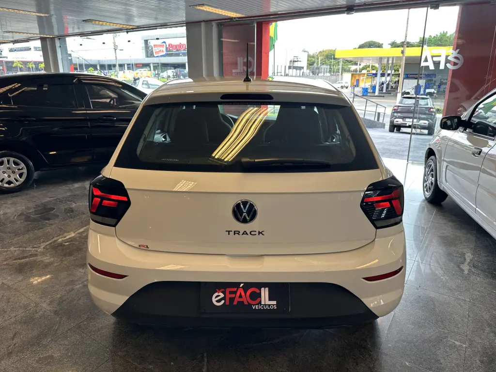 VOLKSWAGEN Polo Hatch - Foto
