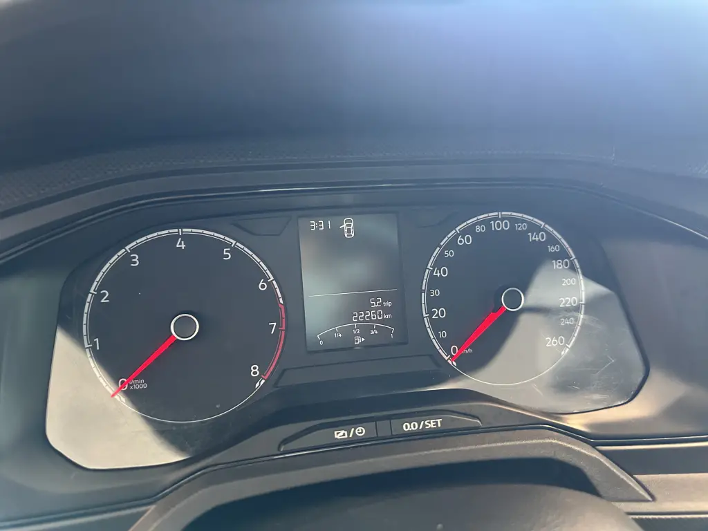 VOLKSWAGEN Polo Hatch - Foto