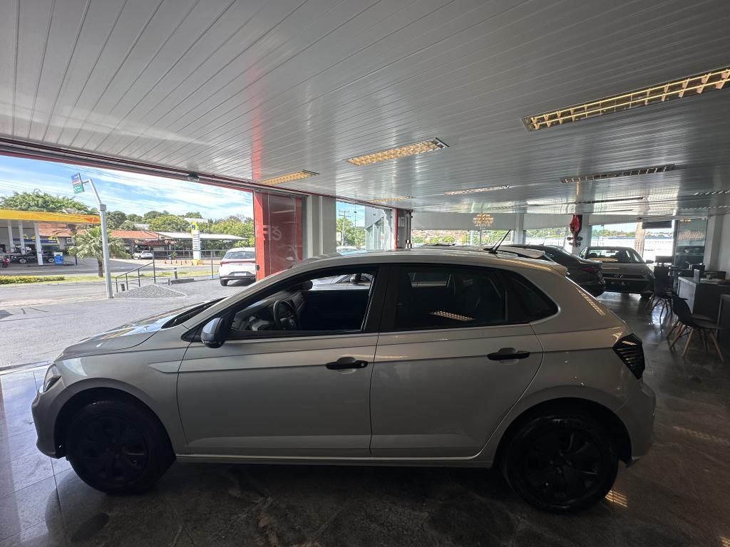 VOLKSWAGEN Polo Hatch - Foto